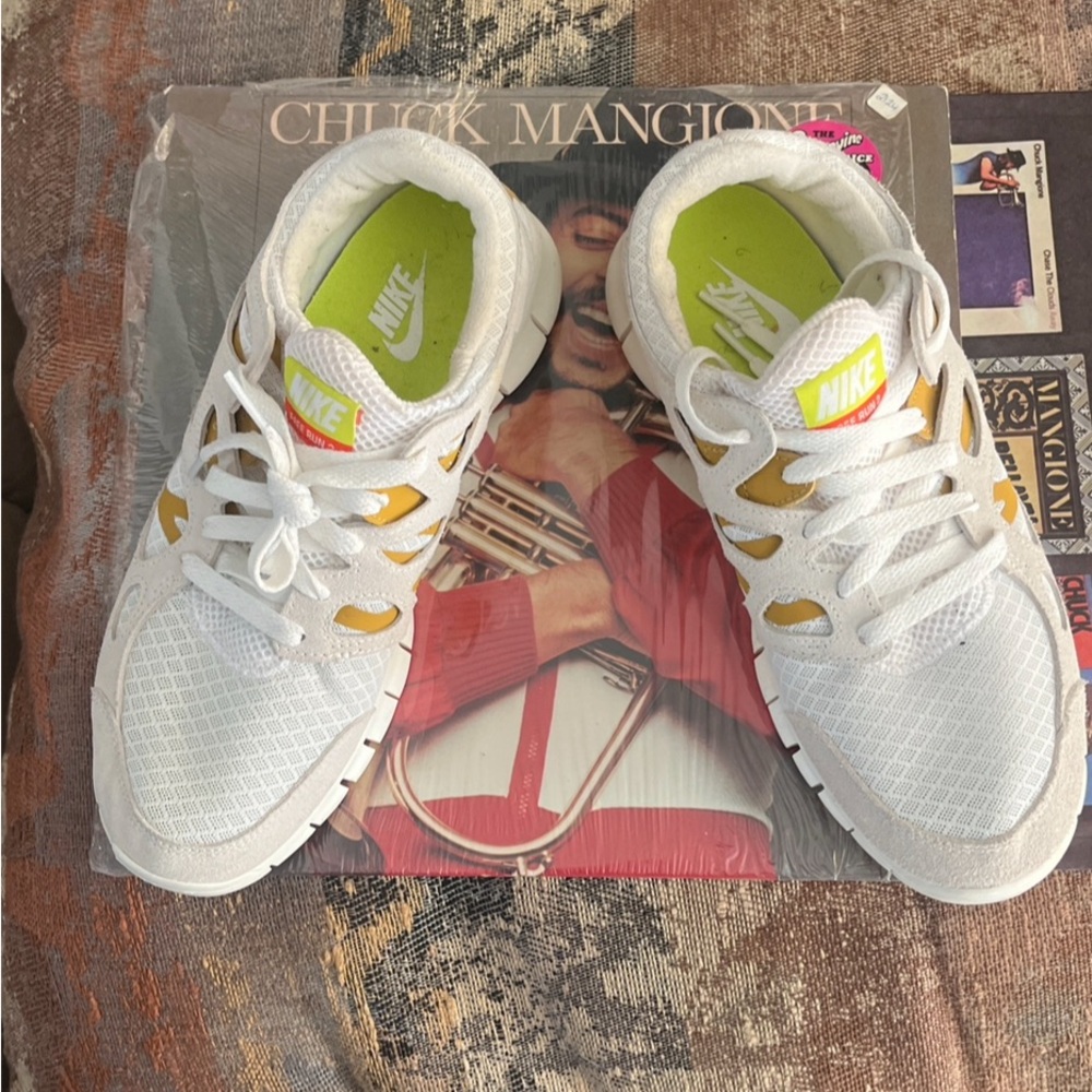 Nike Women's White and Gold Sneakers